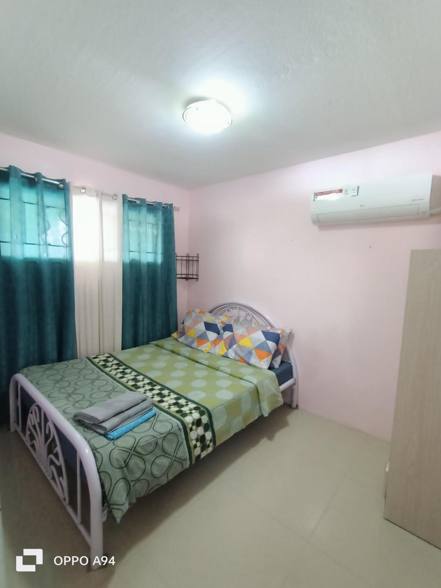 One Oasis Davao Condo 2Br Behind Sm Mall With Wifi & Pool Exterior photo