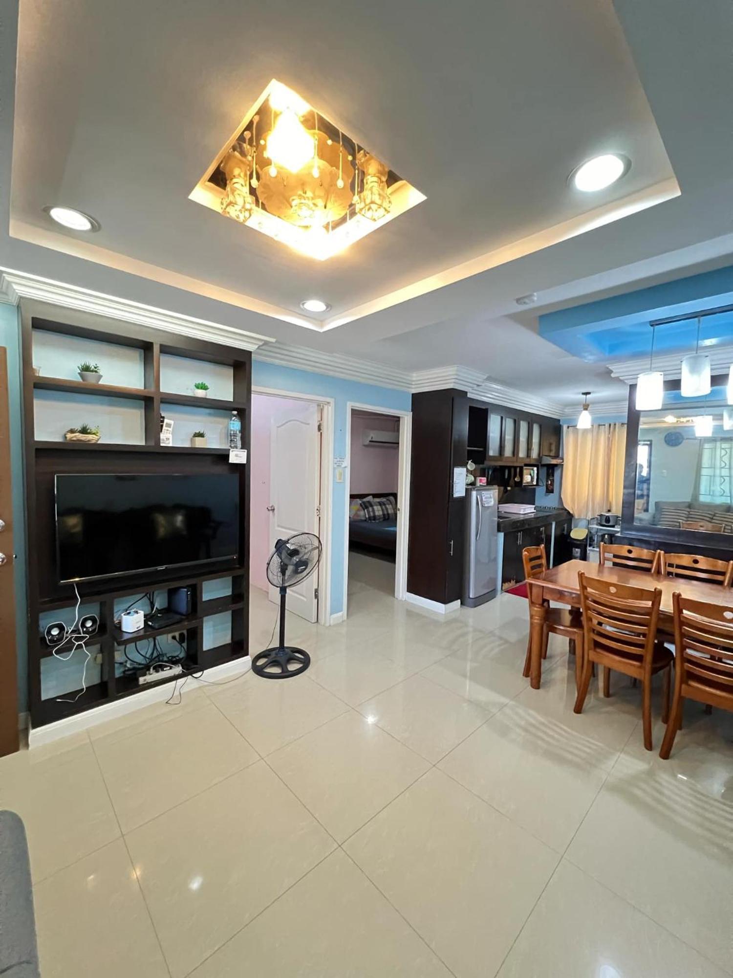 One Oasis Davao Condo 2Br Behind Sm Mall With Wifi & Pool Exterior photo