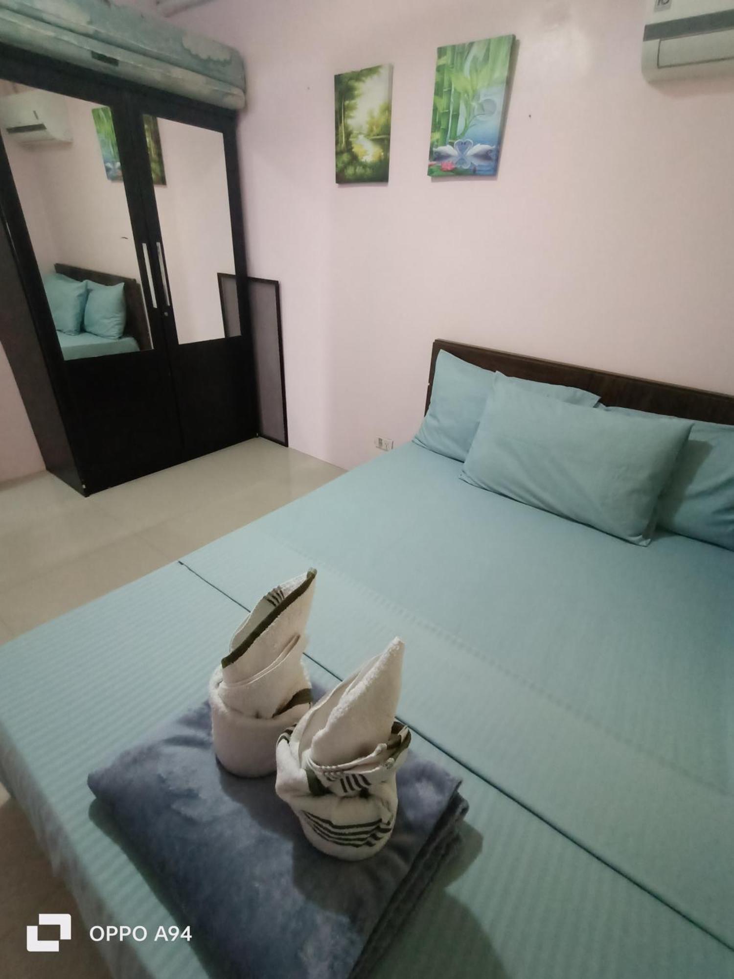 One Oasis Davao Condo 2Br Behind Sm Mall With Wifi & Pool Exterior photo